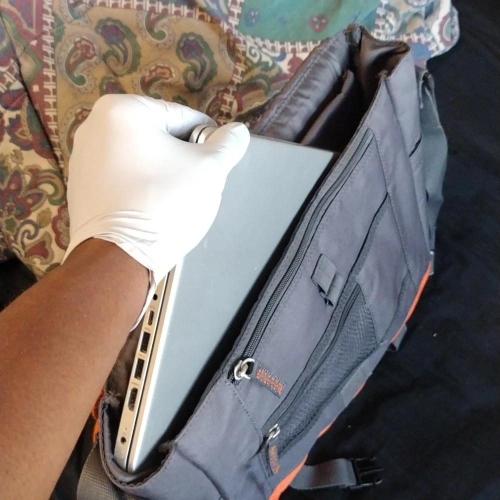 Nautica Spinnaker Messenger Laptop Bag